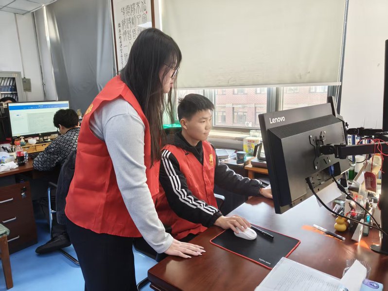 “智修工坊传新风，雷锋精神伴我...